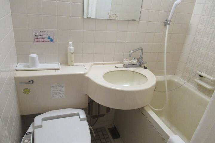 Bath Interior