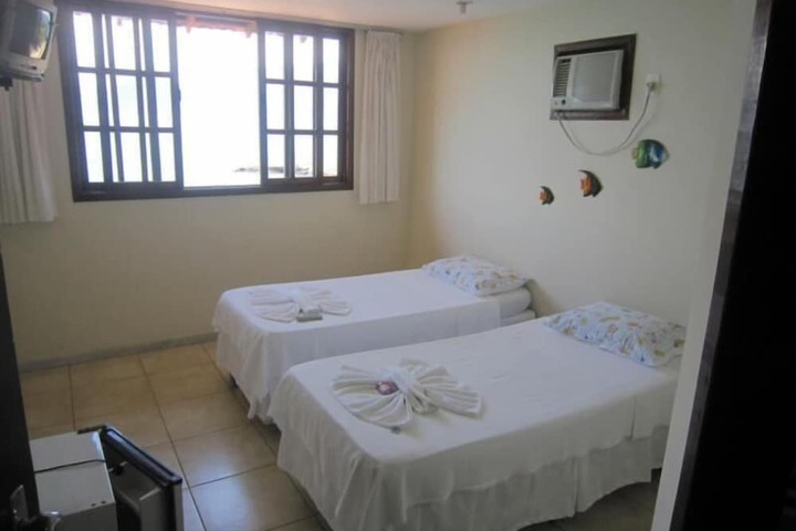 Room 18 of 32