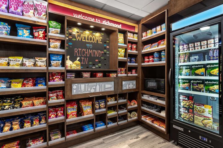 Snack bar