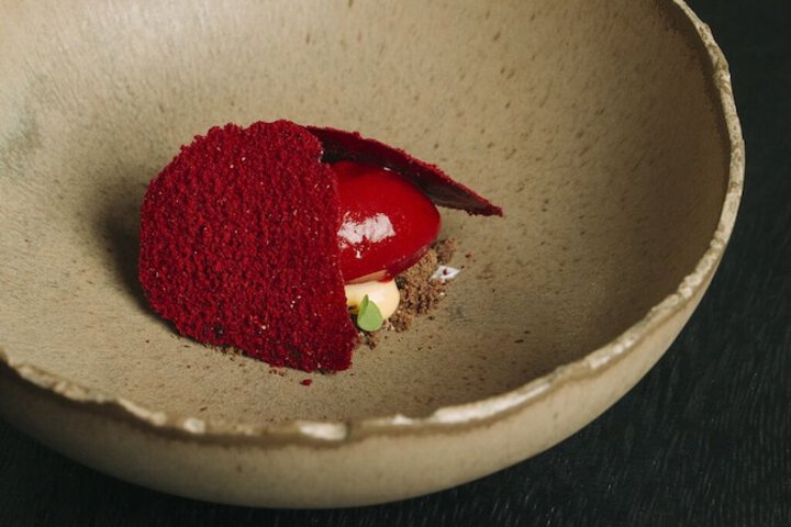 Dining 34 of 50
