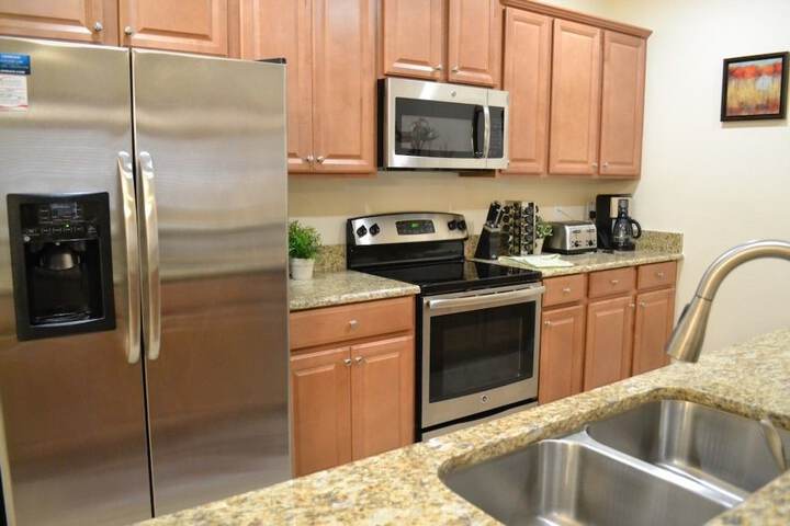8947 Bismarck Palm Road Four Bedroom Townhome in Kissimmee, FL