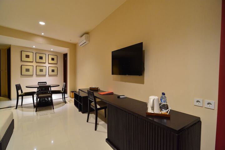 Room 6 of 57