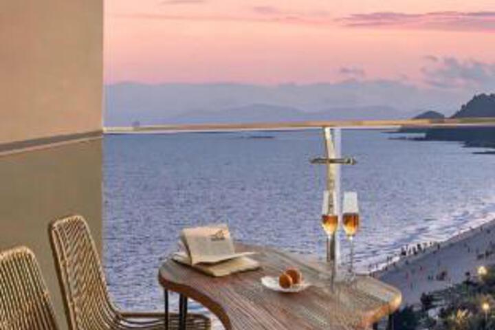Pingtan Island Huadu Cinema Hotel (Pingtan Longfengtou Seaside Resort Branch)