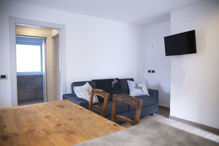 Room 20 of 33