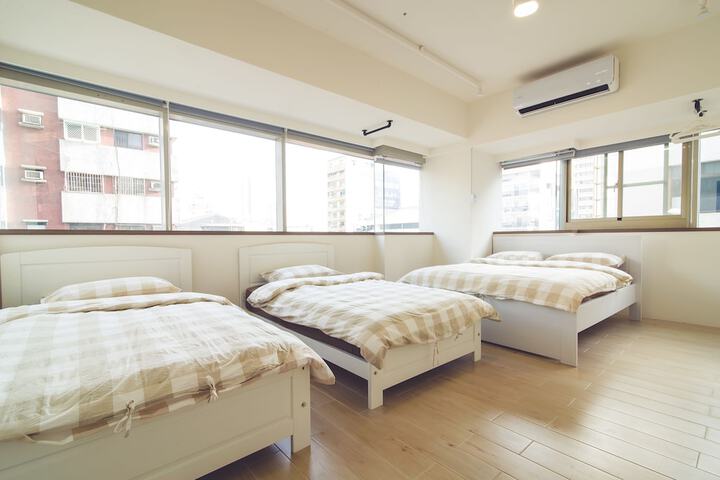 Room 7 of 39