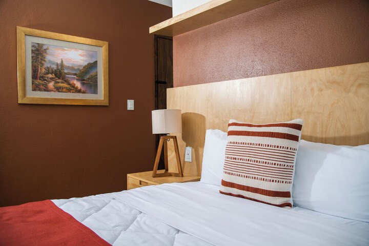 Room 45 of 96