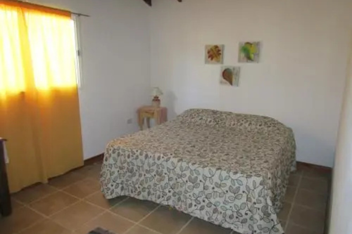 Room 2 of 9