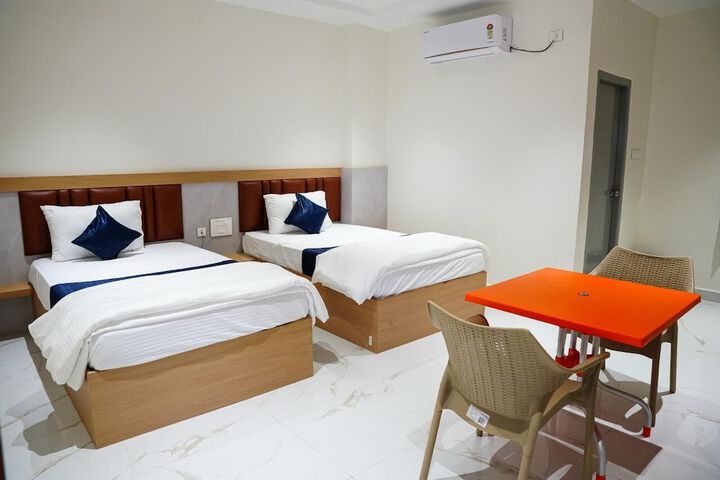 Room 3 of 11