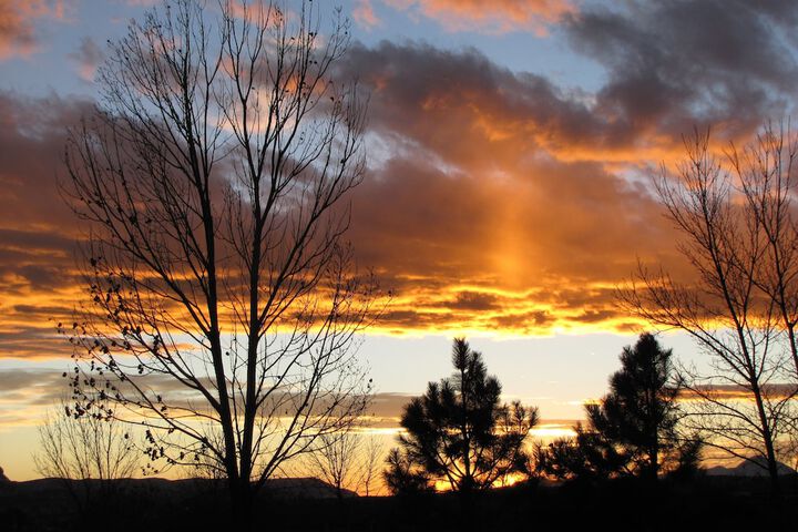 Hotel Exterior 34 of 34