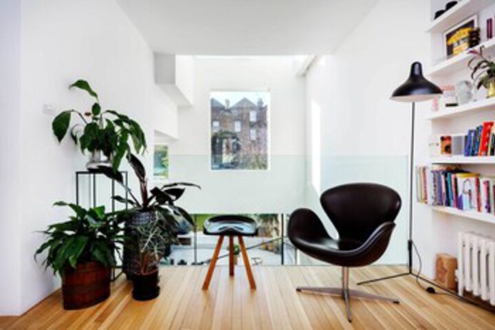 Room 16 of 30
