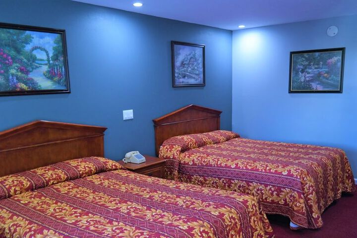 Room 3 of 18
