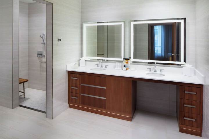 Bathroom shower