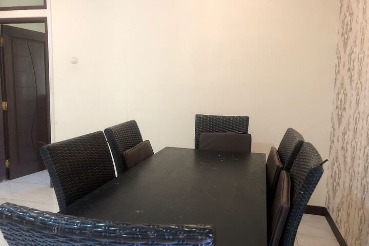 Room 12 of 21