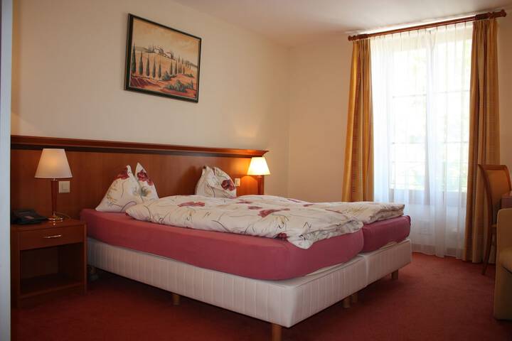 Room 15 of 61