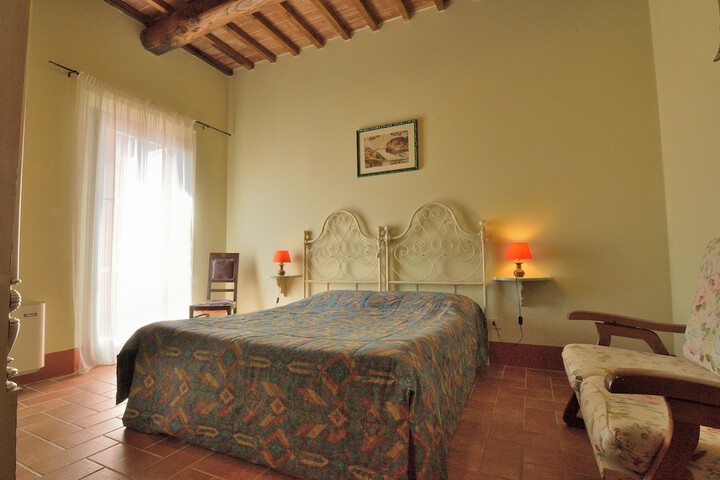 Room 10 of 56