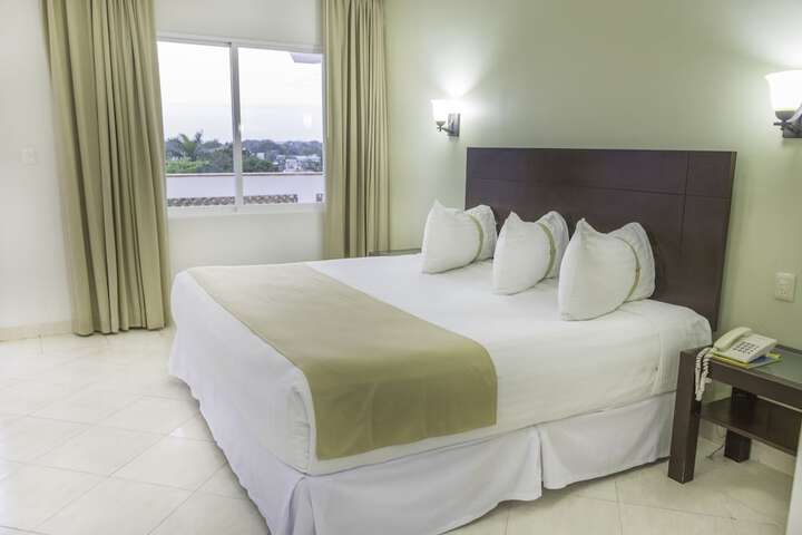 Room 29 of 74