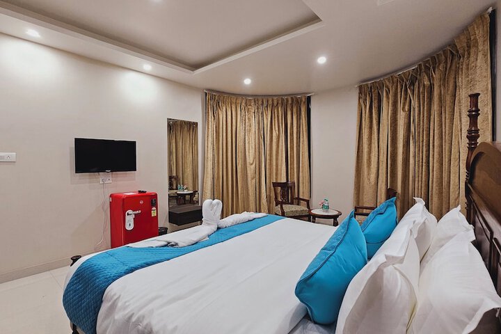 Room 40 of 77