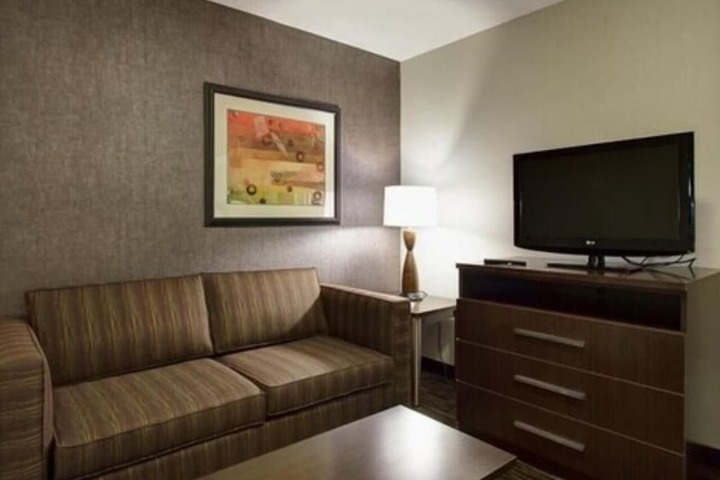 Suite 1 King Bed Accessible Communications Accessible (1 of 2)