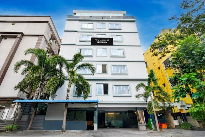 Super Townhouse Hi Tech City Hyderabad