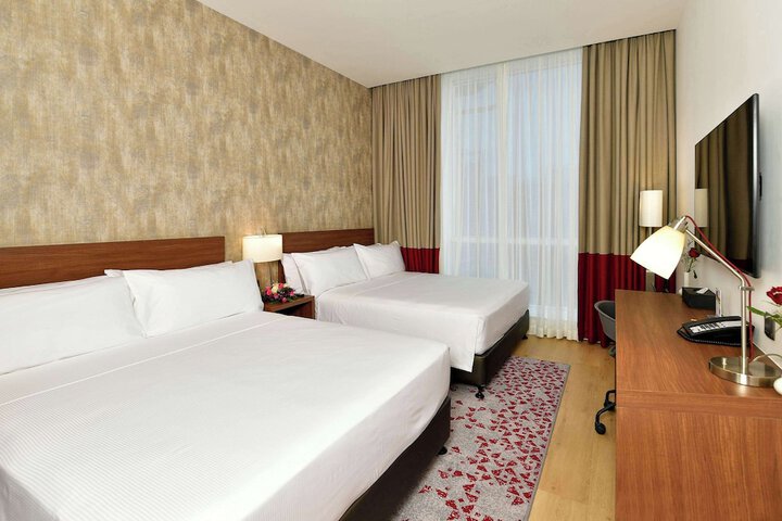 Room 16 of 47