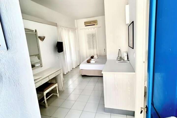 Room 14 of 52
