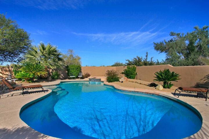 Pool 18 of 22
