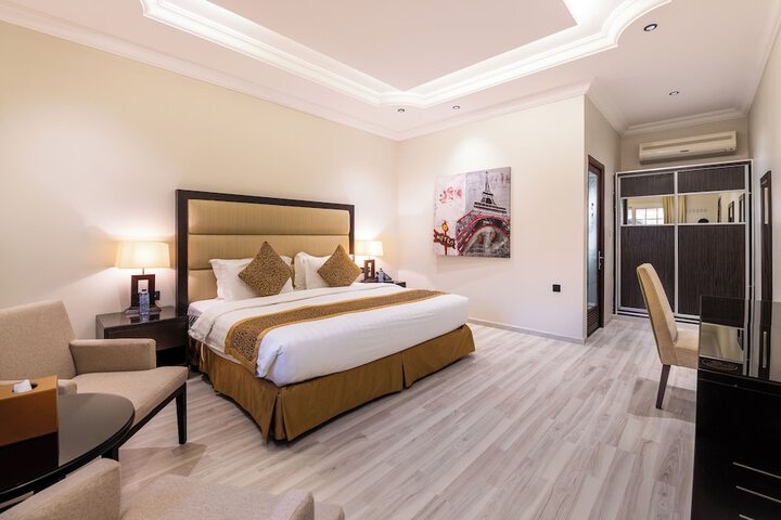 Room 15 of 113