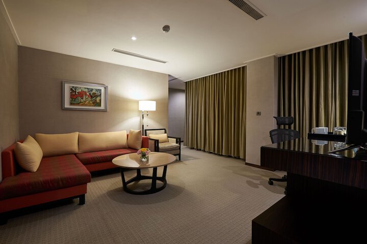 Room 21 of 72