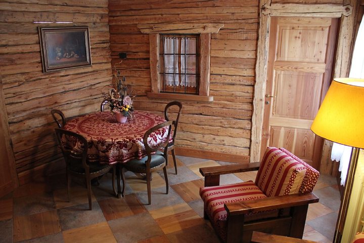 Room 20 of 79