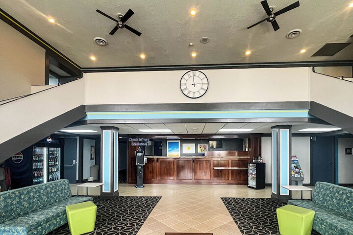 Guest Lobby