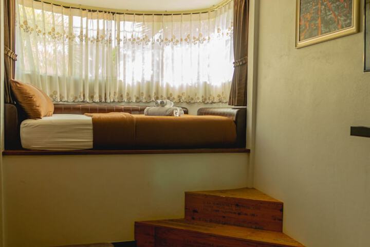 Room 11 of 135