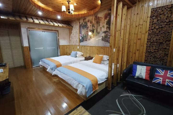 Room 17 of 22