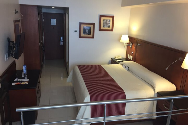 Room 18 of 56