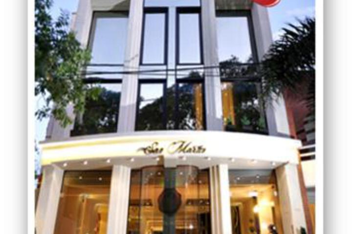 San Martin Plaza Hotel