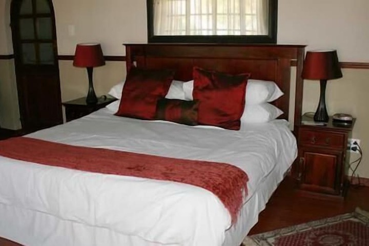 Room 4 of 83