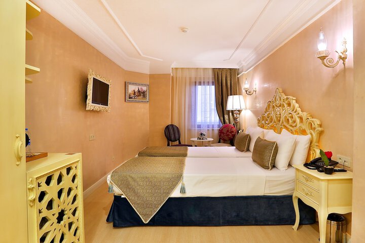 Room 42 of 70
