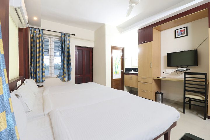 Room 15 of 38