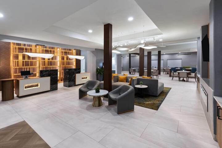 Guest Lobby