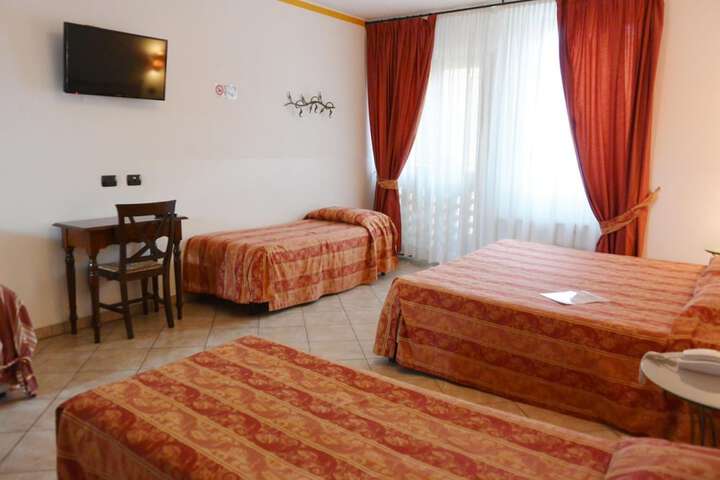 Room 12 of 56