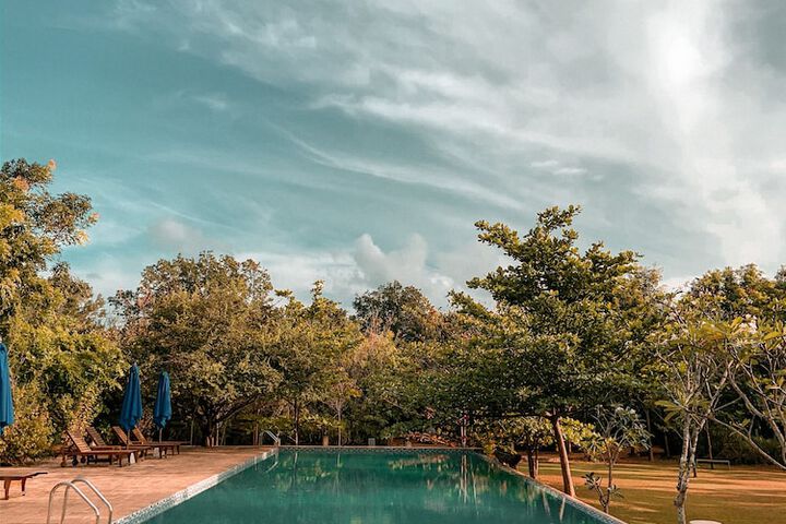 Pools & Facilities