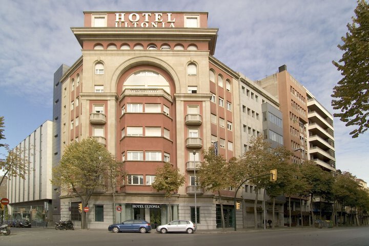 Hotel 75 of 76