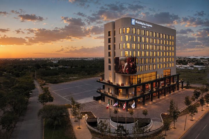 Image of Holiday Inn Express & Suites Monterrey Sendero