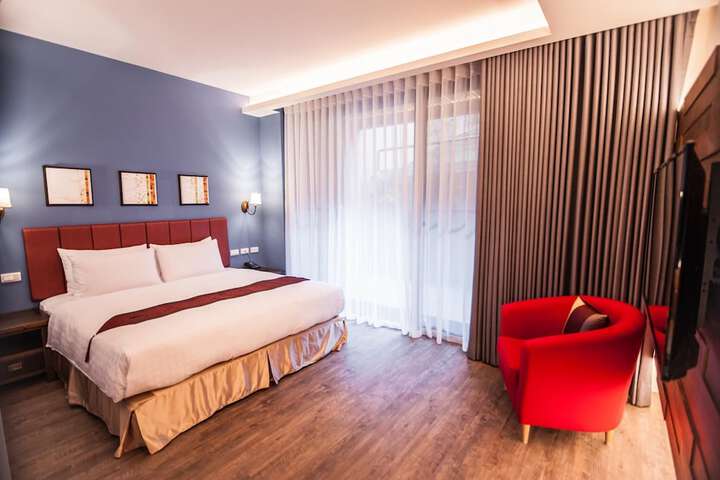 Room 21 of 80
