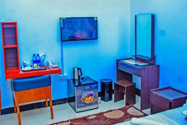 Room 26 of 47