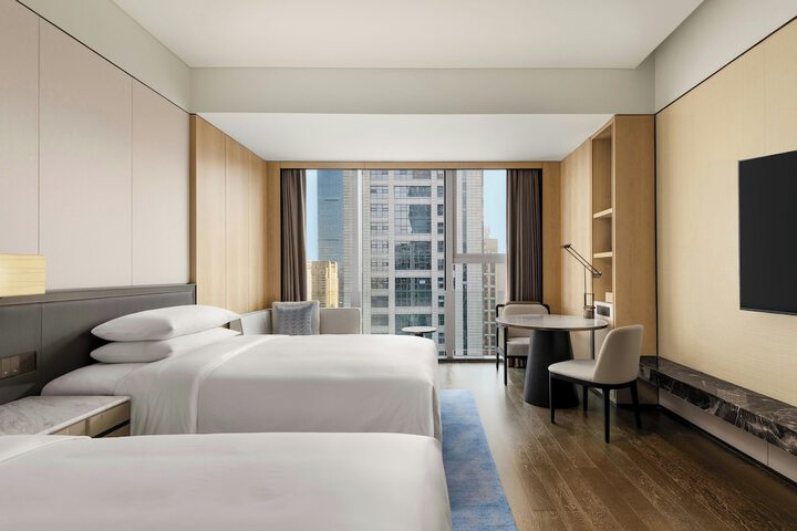 Room 40 of 132