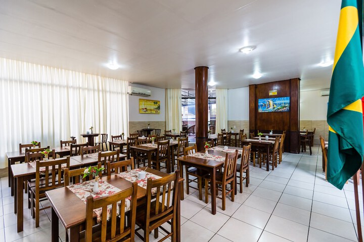Dining 67 of 91