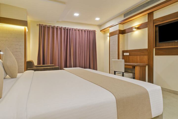 Room 16 of 40