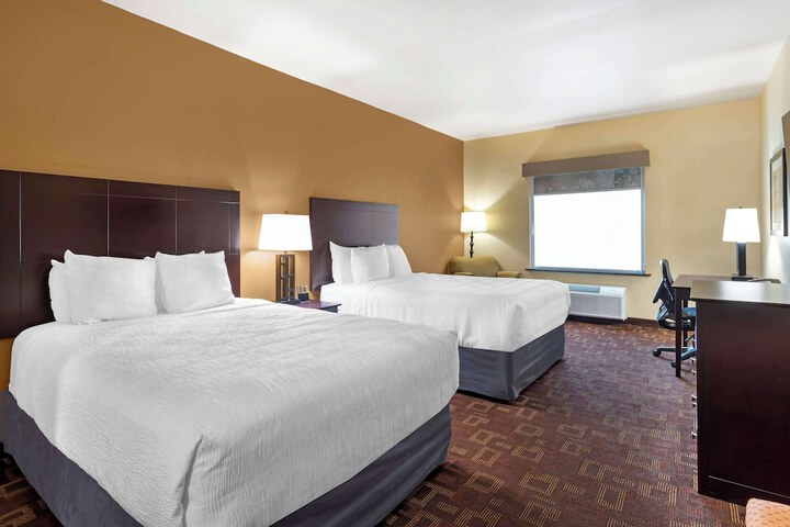 Room 7 of 40