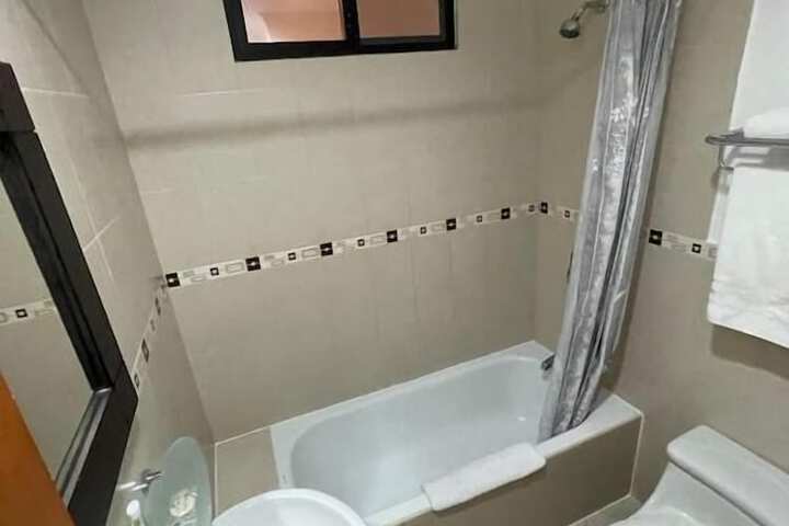 Room 11 of 13