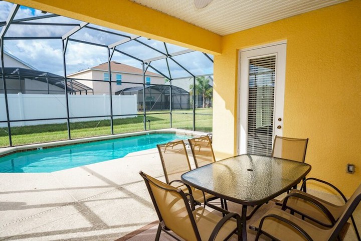 Pool 8 of 28